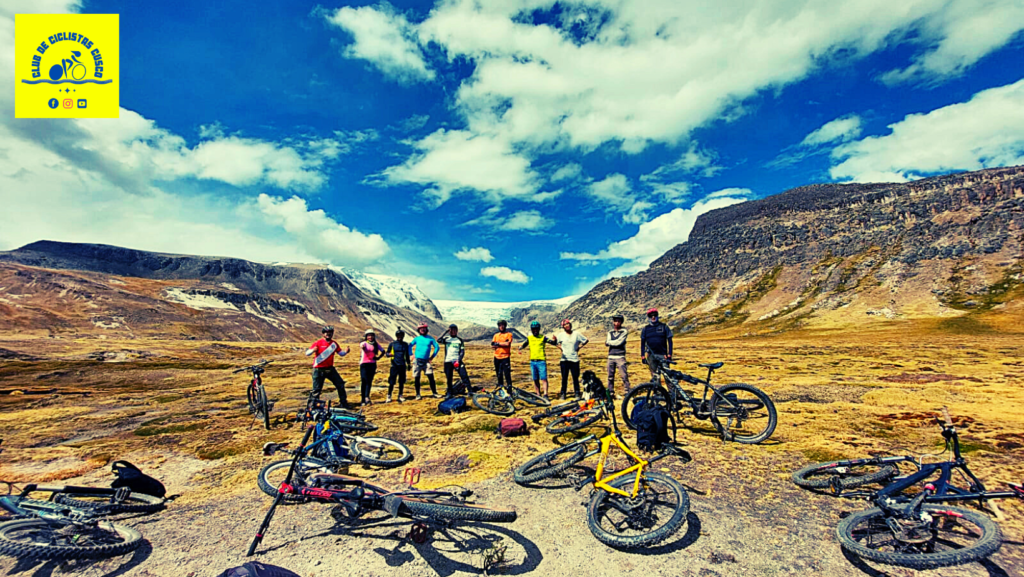 ruta glaciar quelccaya en bicicleta