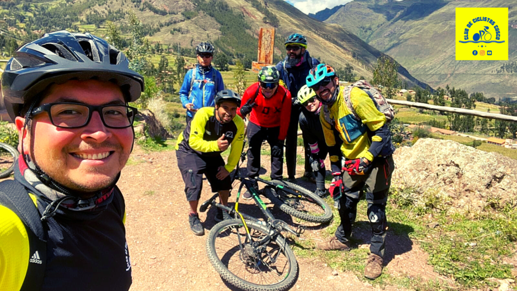 ruta salineras y ruta del maiz - Club de Ciclistas Cusco